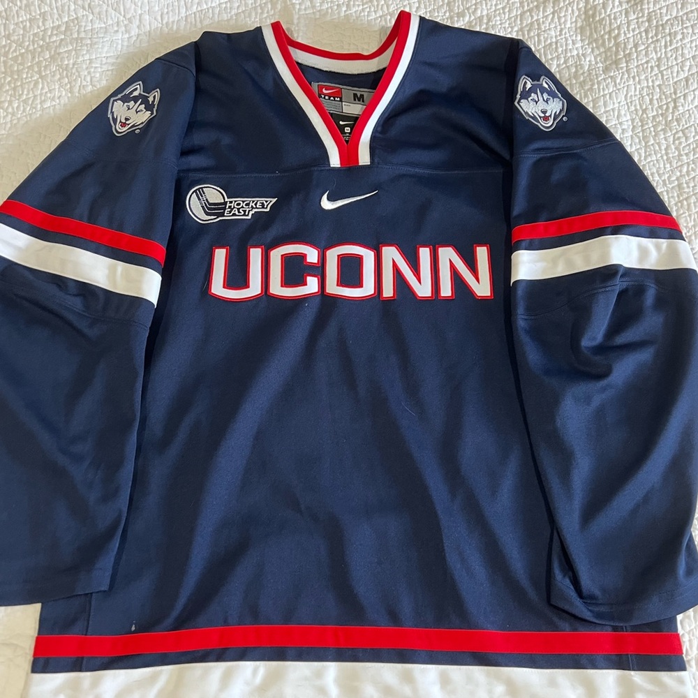 Authentic UCONN hockey jersey